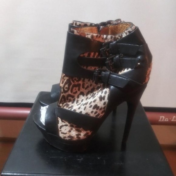 L.A.M.B. (Lamb) Dorrie Leopard & Leather Platform Open Toe Heels - Picture 2 of 4